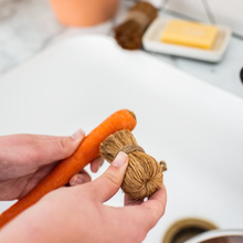 Load image into Gallery viewer, FULL CIRCLE | Zero Waste Veggie Brush
