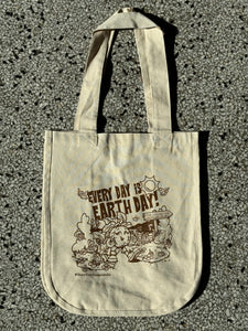 EARTH DAY DESIGN | Bulk Refill + Grocery Tote with Compartments