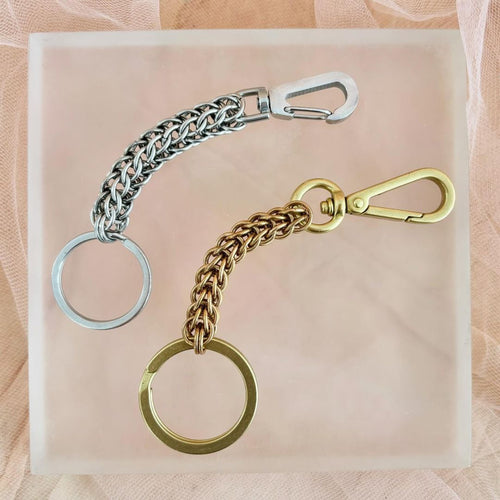 HAPLESS HANDMADE | Persian Chainmaille Keychain Clip
