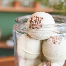Load image into Gallery viewer, THE ZERO(ISH) CO | Fizzing Bath Bombs