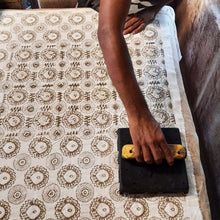 Load image into Gallery viewer, ICHCHA | Block Printed Organic Cotton Table Runner