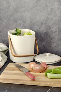 BAMBOOZLE | Countertop Compost Bin