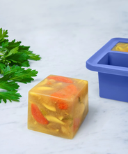 Load image into Gallery viewer, W&amp;P | Cup Cube Silicone Food Storage Freezer Tray