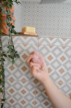 Load image into Gallery viewer, ME MOTHER EARTH | Konjac Facial Cleansing Sponge