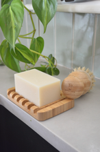 Load image into Gallery viewer, ME MOTHER EARTH | Bamboo Draining Soap Dish